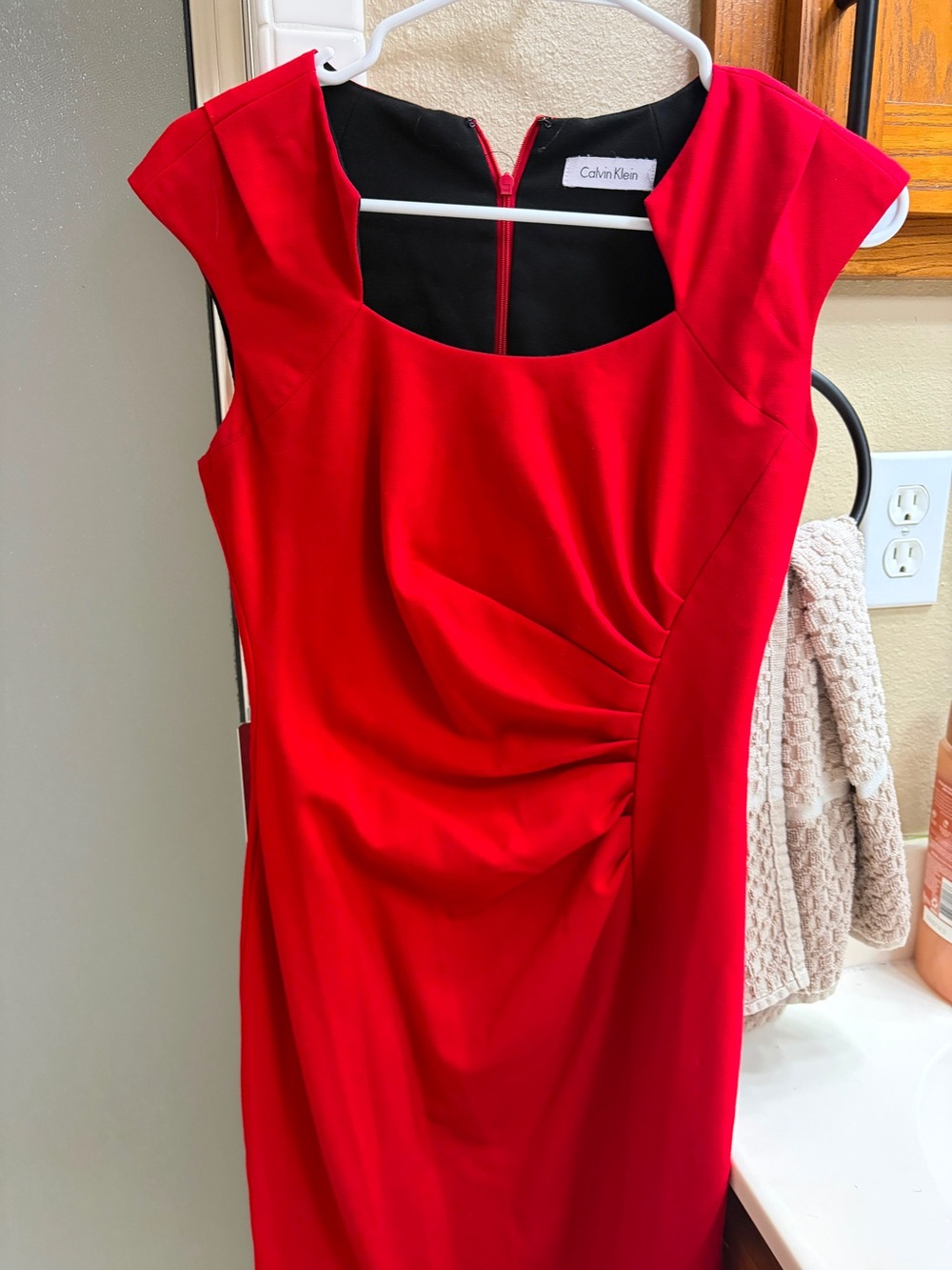 Calvin Klein Red Cap-Sleeve Ruched Sheath Midi Dress